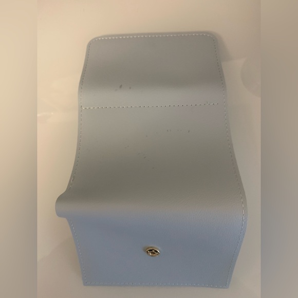 Wallets - Picture 2 of 9